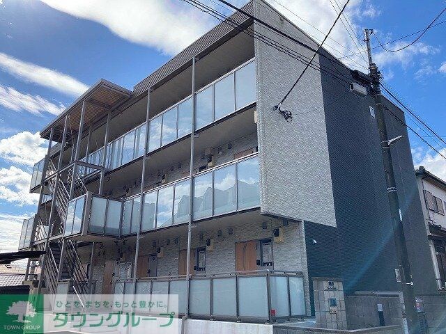 クレイノクレール オオクボの物件外観写真