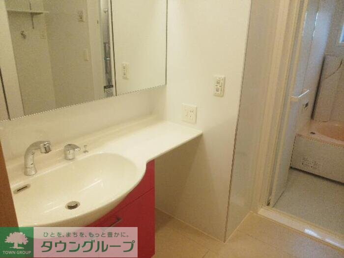 ロイヤルコート Dの物件内観写真