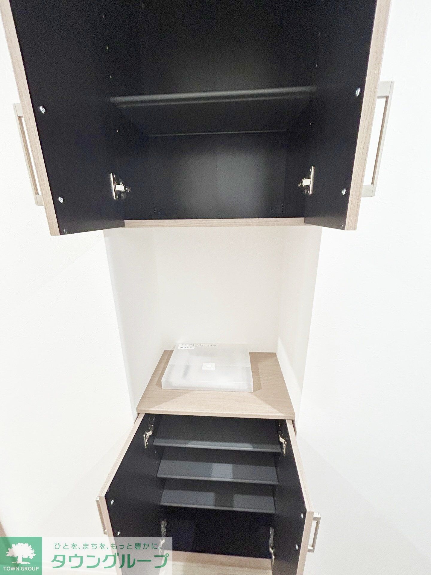 トレ・アルコバレーノ中央の物件内観写真