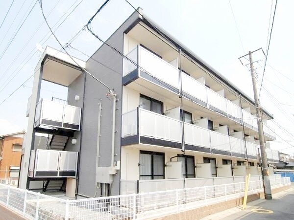 レオパレスベイブリーズそがの物件外観写真