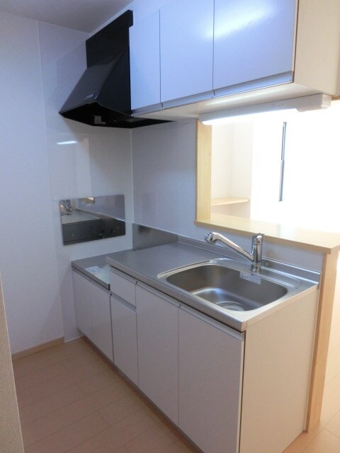 クラスターヒル・IIの物件内観写真