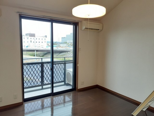 サンハイツ長者ヶ台Bの物件内観写真