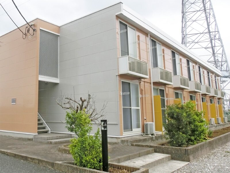 レオパレスアクシスの物件外観写真