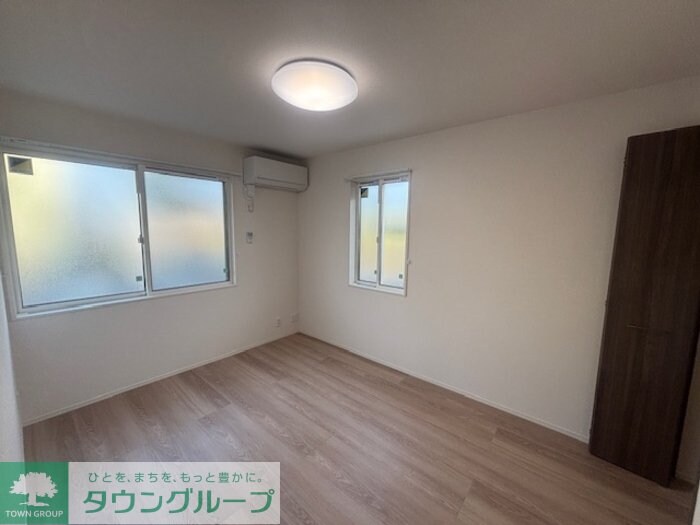 シャイングレイスの物件内観写真