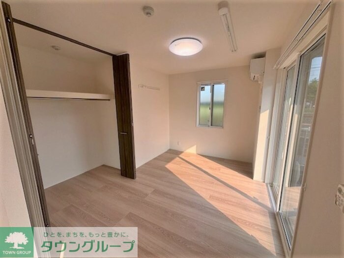 シャイングレイスの物件内観写真