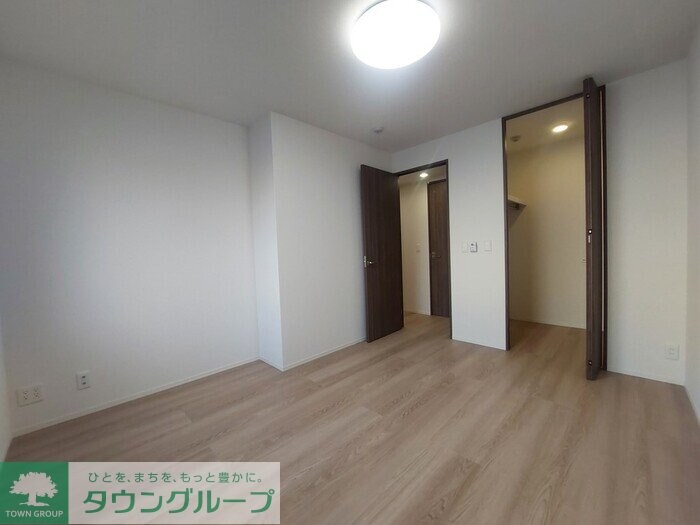 シャイングレイスの物件内観写真