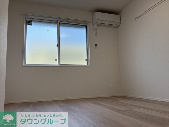 シャイングレイスの物件内観写真