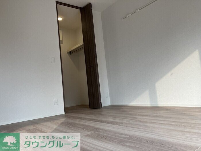 シャイングレイスの物件内観写真