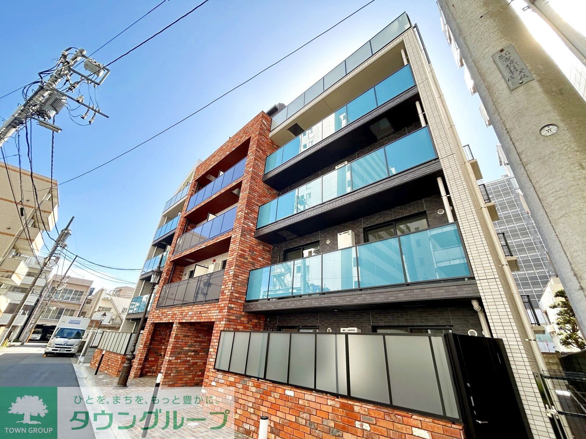 トレ・アルコバレーノ中央の物件外観写真