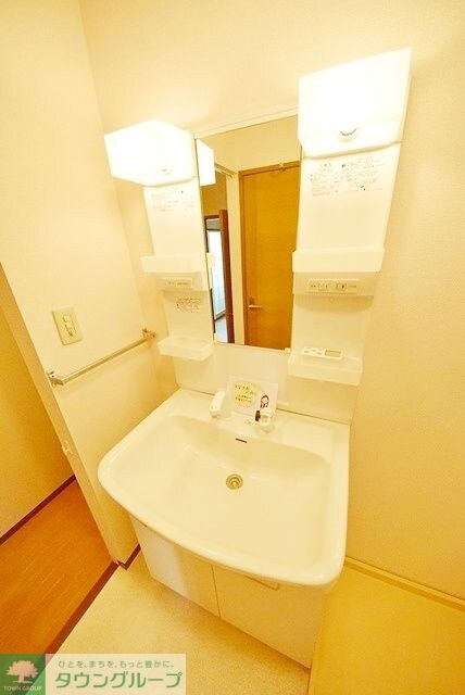 ヴィラモデルナDの物件内観写真