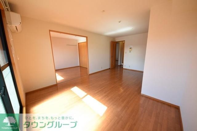 ロビンストリームの物件内観写真