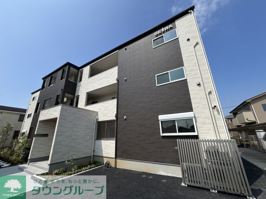 GREEN GABLES FAMIRIA Bの物件内観写真