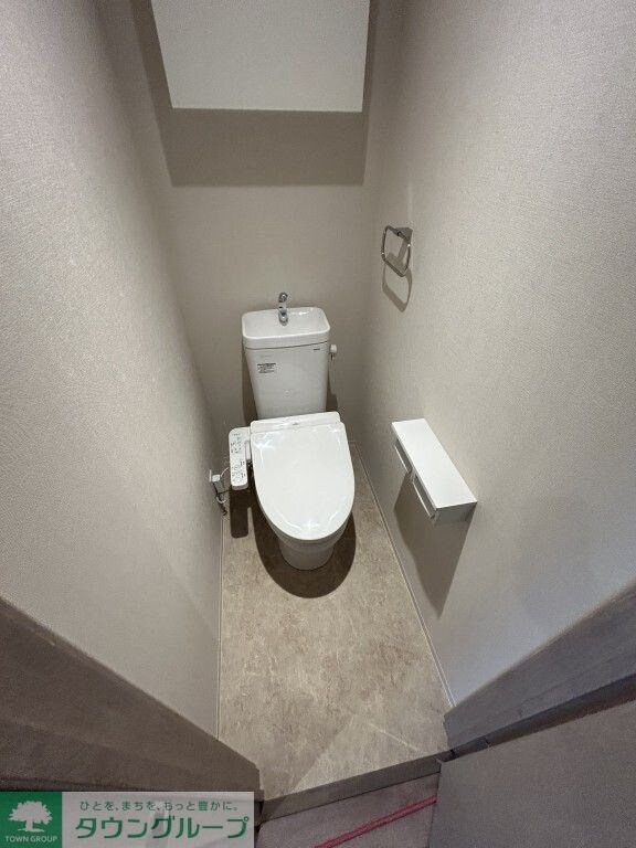 GREEN GABLES FAMIRIA Bの物件内観写真