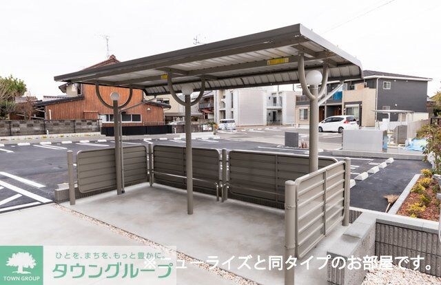 プラドールIIIの物件内観写真