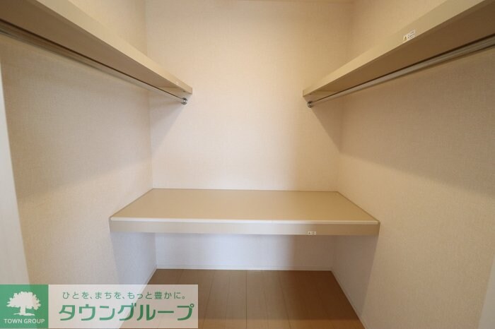 ピーノフォーリア 弐番館の物件内観写真