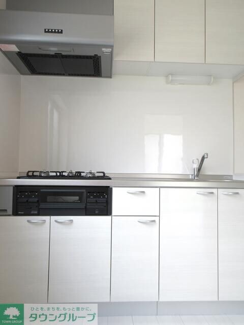 ナリトモ仁戸名Dの物件内観写真