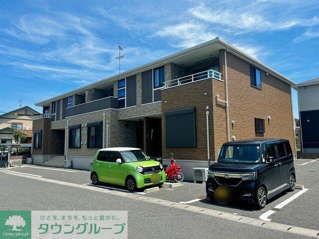 コスモブレッサの物件外観写真