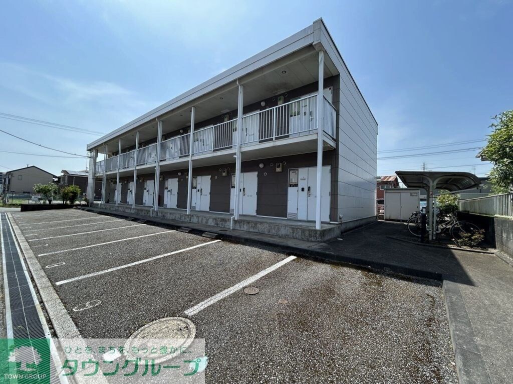 レオパレスヤチヨの物件外観写真