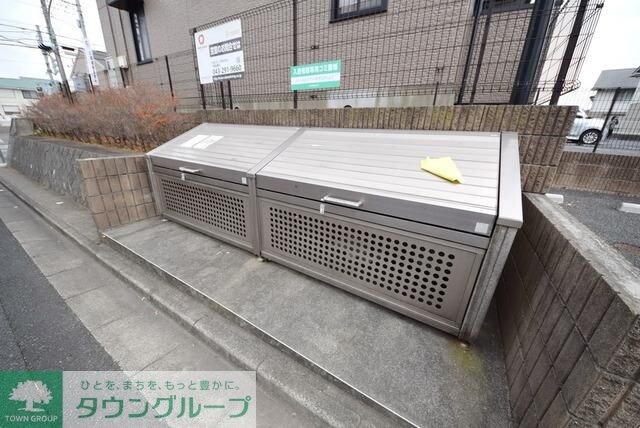 ロイヤルハウス Aの物件内観写真