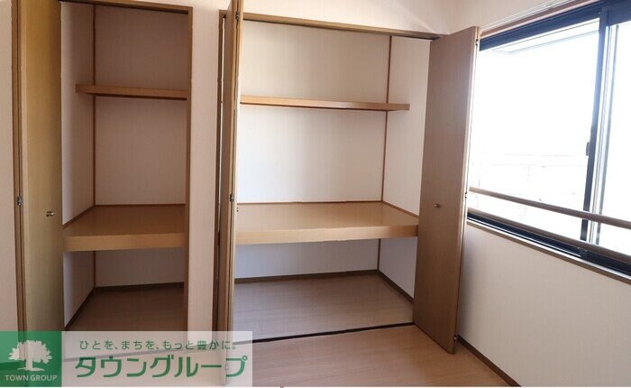 ロイヤルハウス Aの物件内観写真