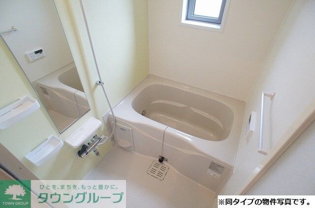 ベイサイド.ヒロ Aの物件内観写真