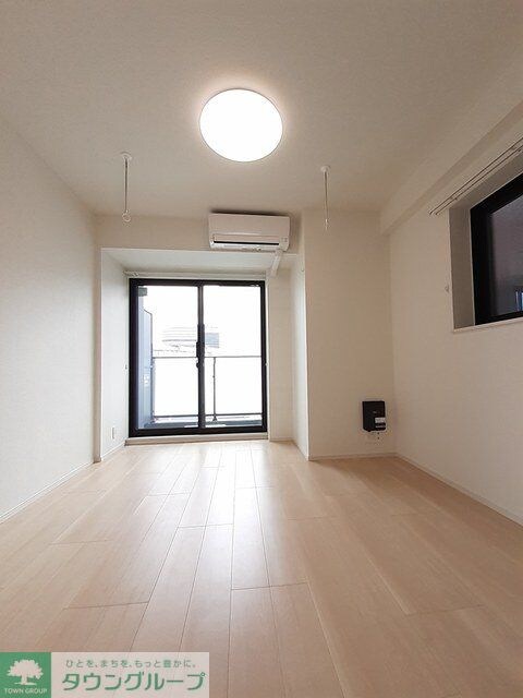 ジョリ シャルマンの物件内観写真