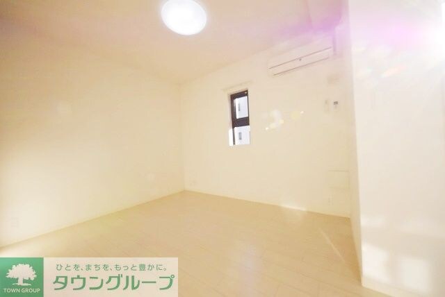 アンビシャス千葉城前の物件内観写真