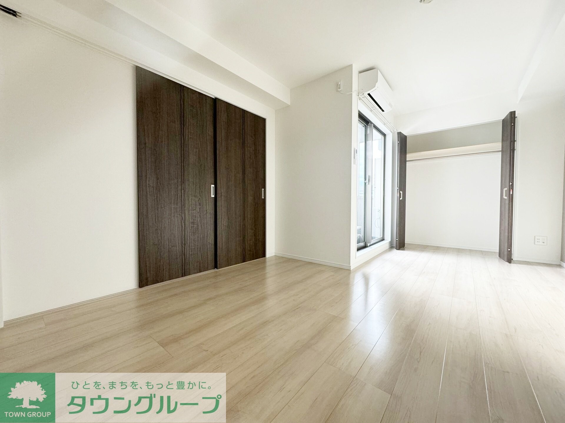 トスティナ新宿の物件内観写真