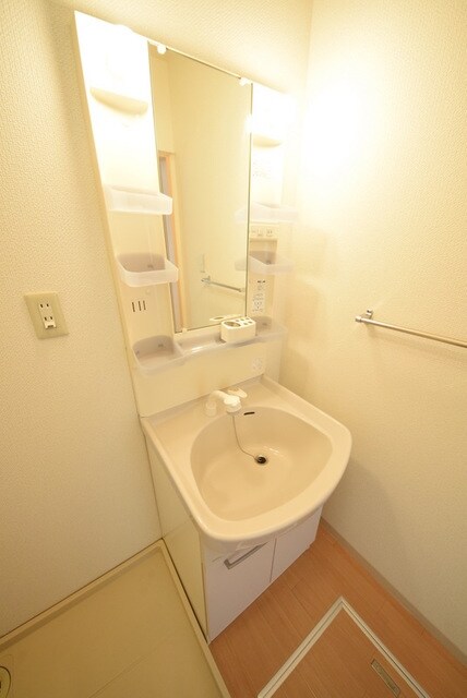 フェニックスF の物件内観写真