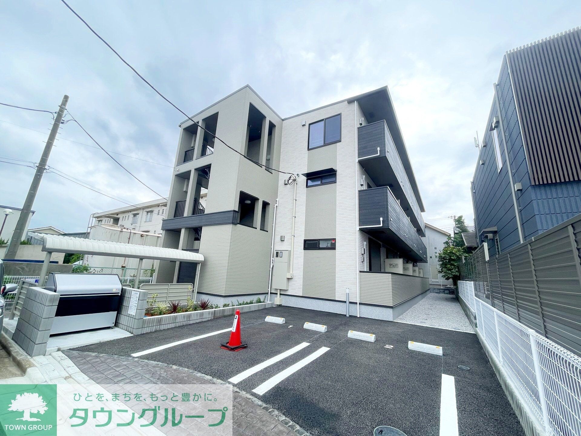 ヴィラージュの物件外観写真