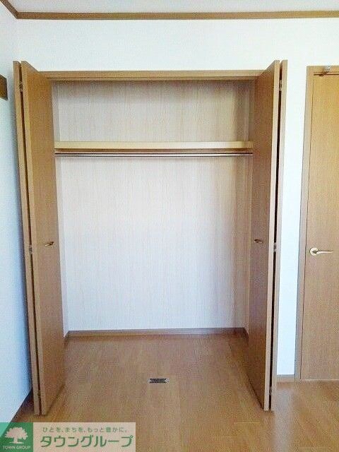 パ-クアドニス弐番館の物件内観写真