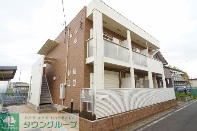 グランドライフB棟の物件外観写真