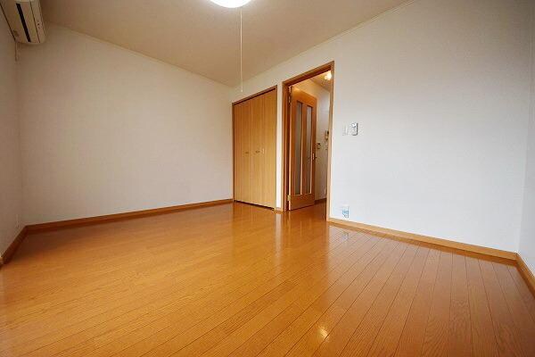 ルピナスIの物件内観写真