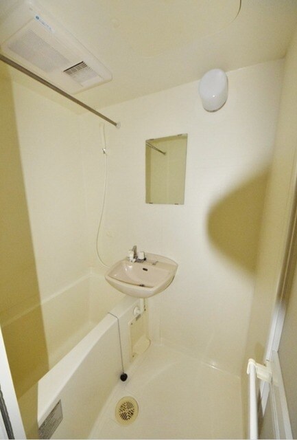 レオパレスメイプルコートII号館の物件内観写真