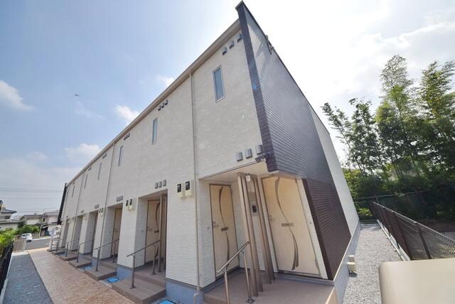 クレイノアーカスの物件外観写真