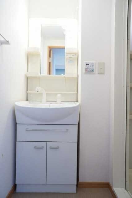 ラヴィアン オランジュの物件内観写真