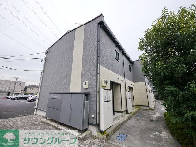 レオパレス山茶花の物件外観写真