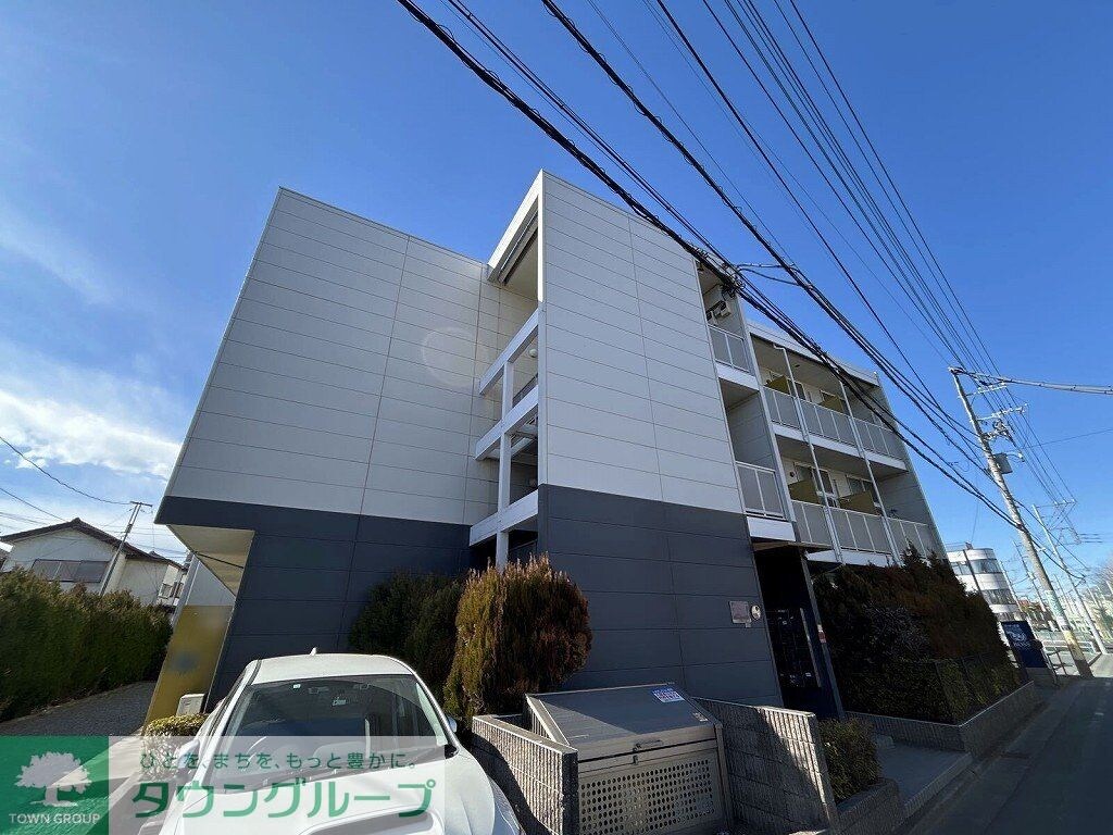 レオパレスピースアベニューの物件外観写真