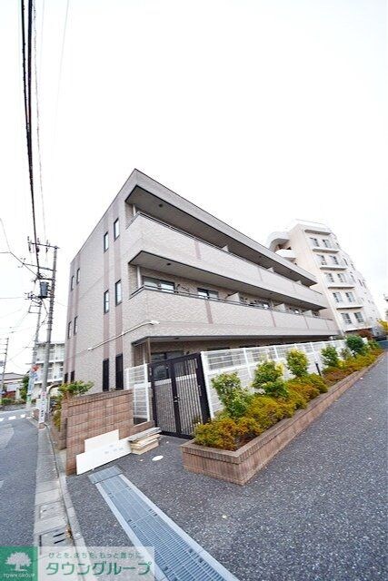 レーブロジュメンの物件外観写真