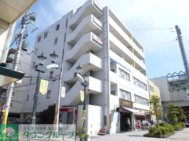 アザレ・ドールの物件外観写真