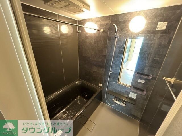 レヴメゾン神山四番館の物件内観写真