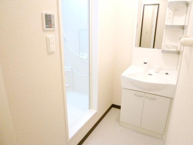 レオネクストpleasureの物件内観写真