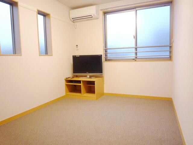 レオネクストファミリア白山の物件内観写真