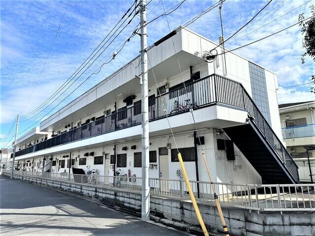 コーポジュネスの物件外観写真