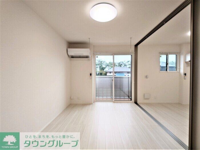 パーシモン グレイスの物件内観写真