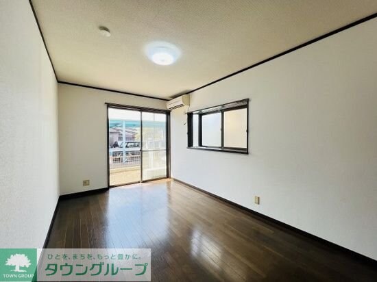 中藤4丁目戸建の物件内観写真