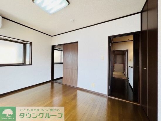 中藤4丁目戸建の物件内観写真