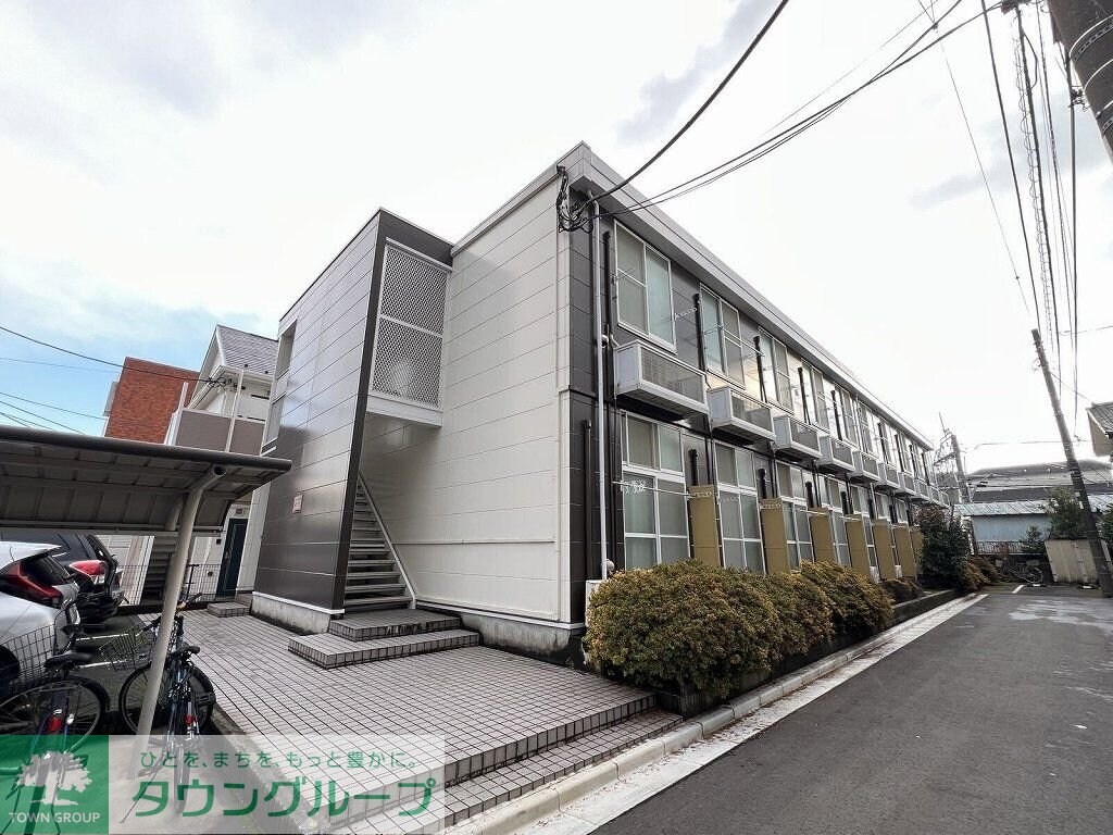 レオパレス第2大泉の物件外観写真