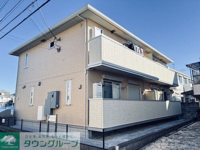 サンク モンタニア B棟の物件外観写真