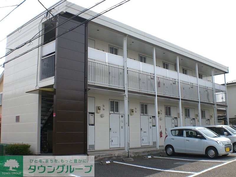 レオパレスフィールドマーシュの物件外観写真